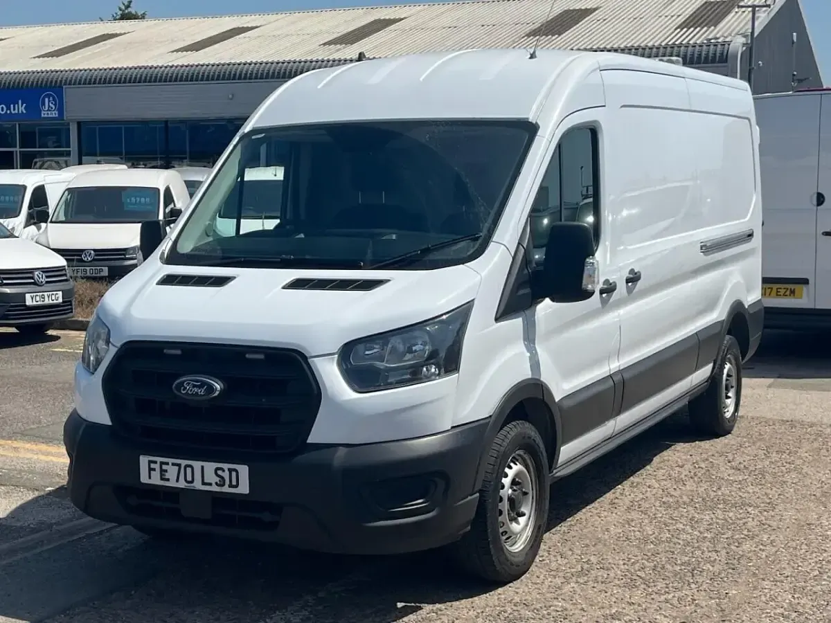 Used Ford Transit 130 HP (95 kW) 2021 White Van