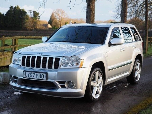 Used Jeep Grand Cherokee SRT8 422 HP (310 kW) 2007 Silver SUV
