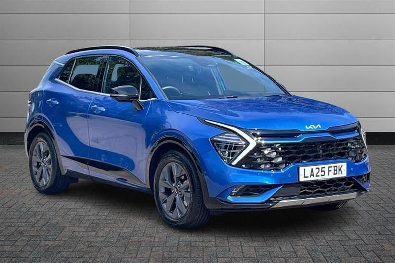 Blue flame Used 2025 Kia Sportage 2 SUV | £33,650 (Fair price) - Image 1/2