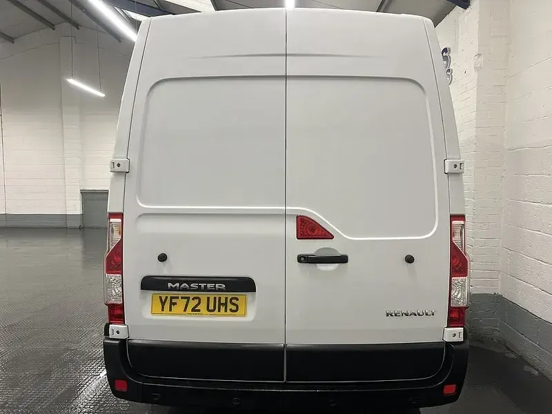 Used Renault Master Business 2023 White Van