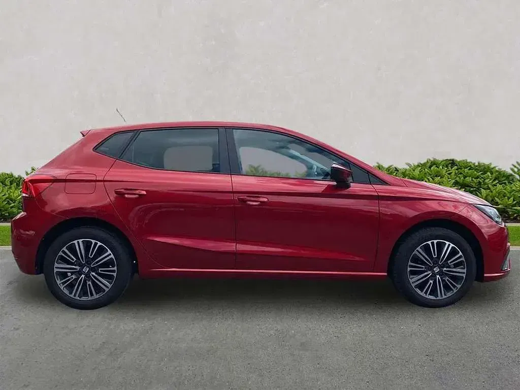 Used Seat Ibiza SE 94 HP (69 kW) 2023 Red Hatchback