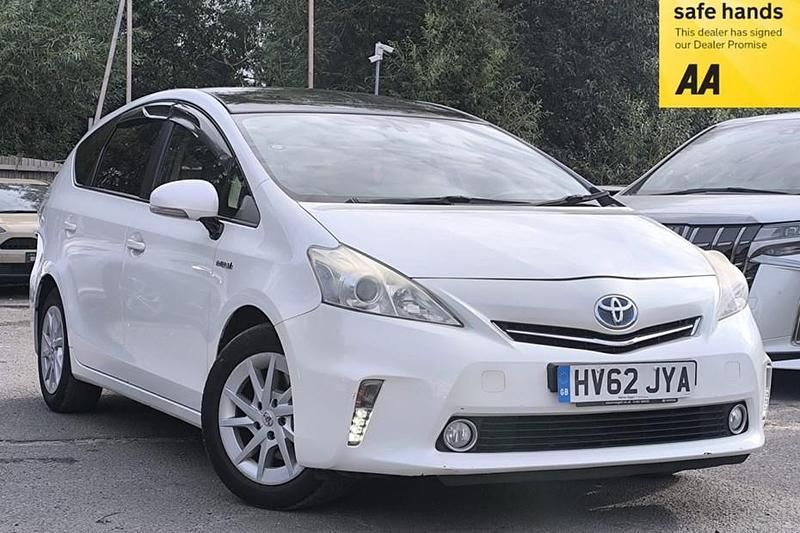Used 2012 Toyota Auris Hybrid T4 | £6,995 - Image 1/1