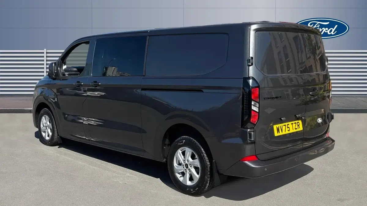 Used Ford Transit Custom Limited 136 HP (100 kW) 2025 Van