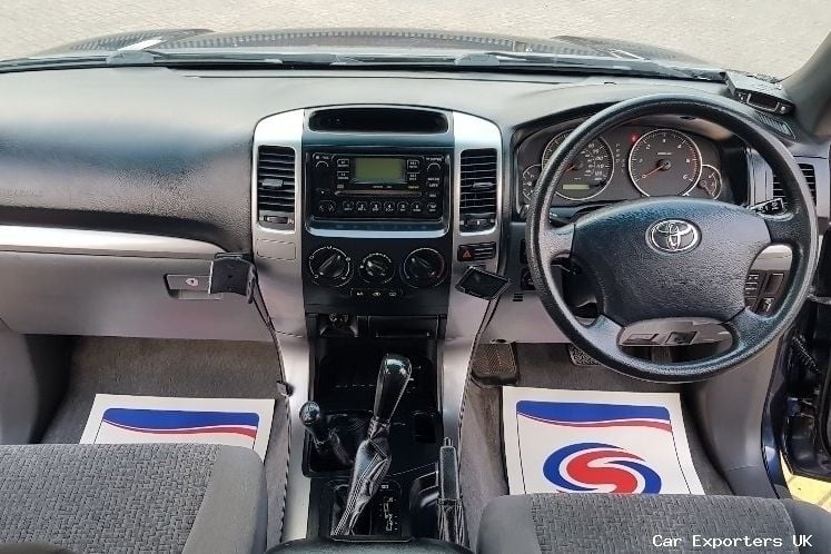 Used Toyota Land Cruiser 161 HP (118 kW) 2003 SUV