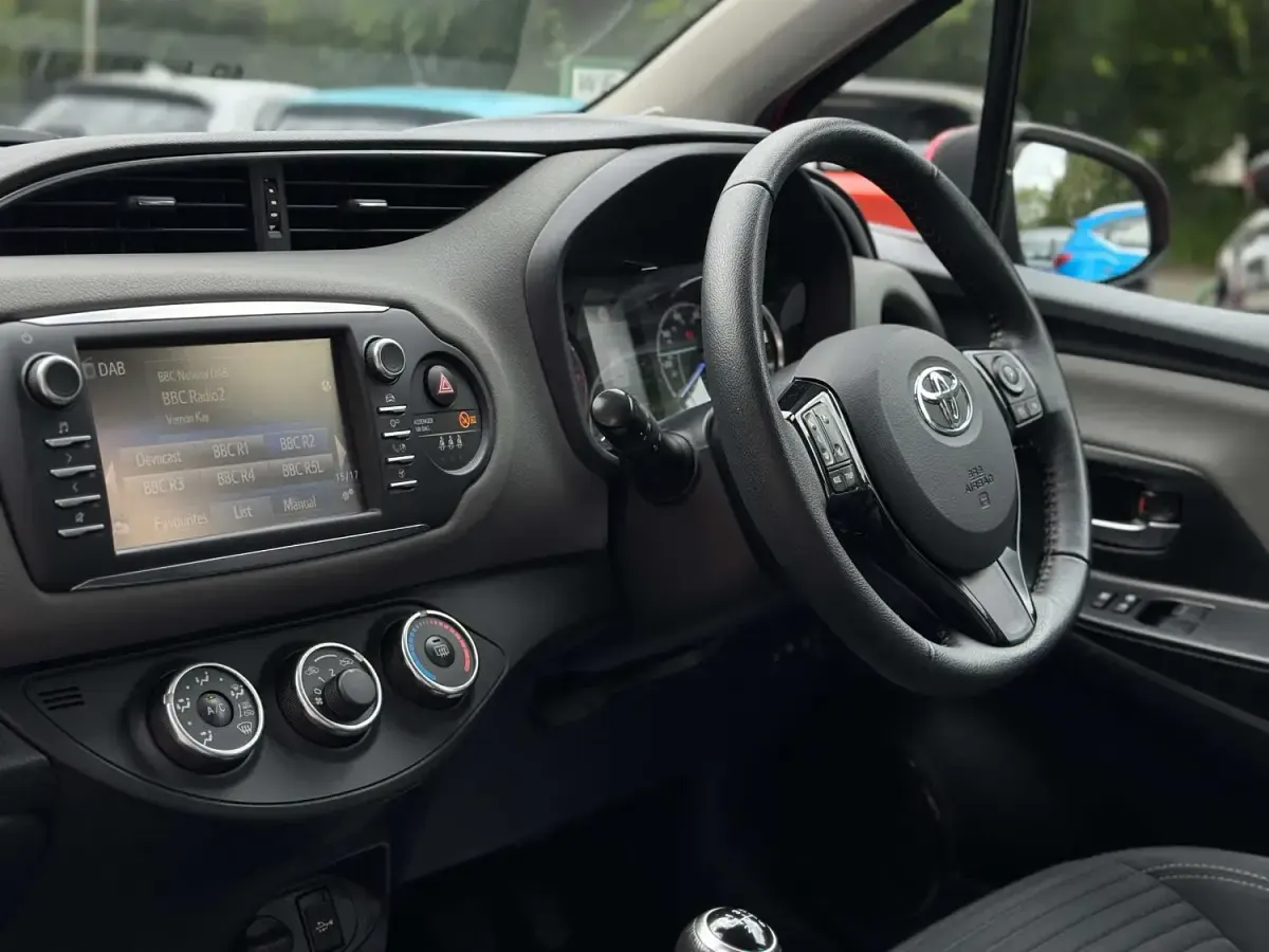 Used Toyota Yaris 2019 Red Hatchback