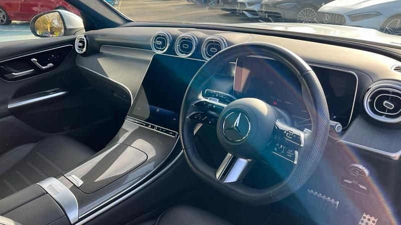 Used Mercedes GLC300 AMG Line Premium 269 HP (197 kW) 2025 Silver SUV