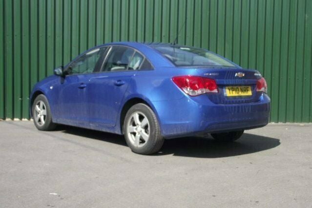 Used Chevrolet Cruze 2010 Sedan