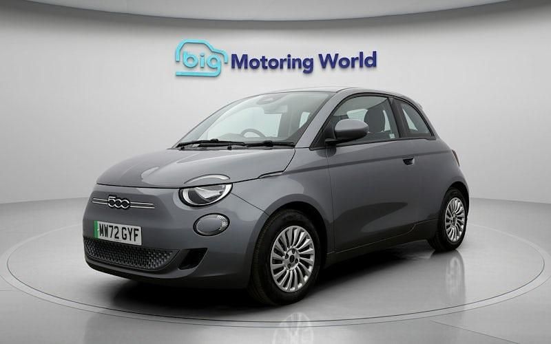 Second-hand Fiat 500e Action 69 kW (95 CP) 2023 Gri Hatchback