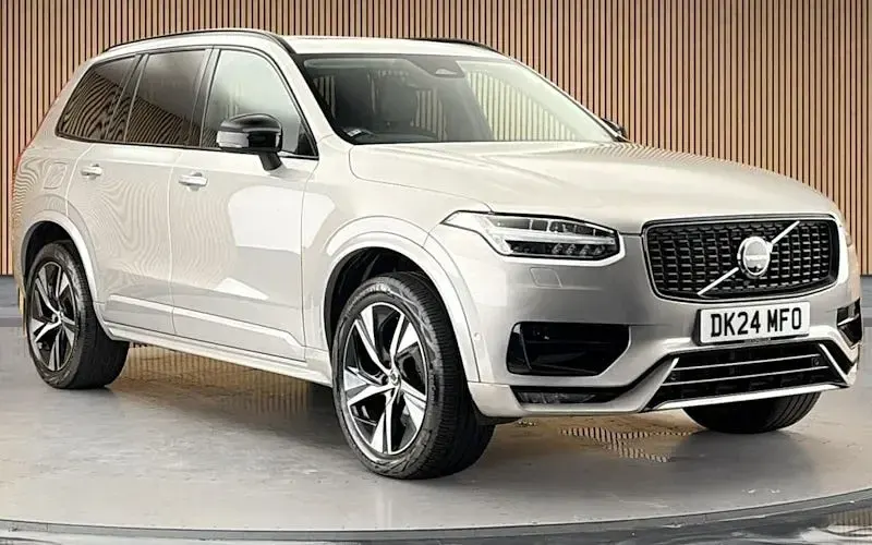Used Volvo XC90 Plus 250 HP (183 kW) 2024 SUV