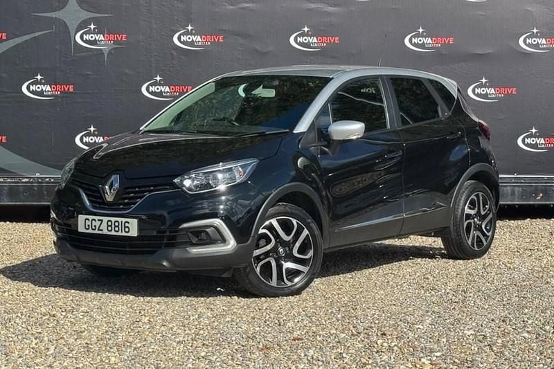Black/silver Used 2017 Renault Captur Dynamique SUV | £5,295 (Good price) - Image 1/1