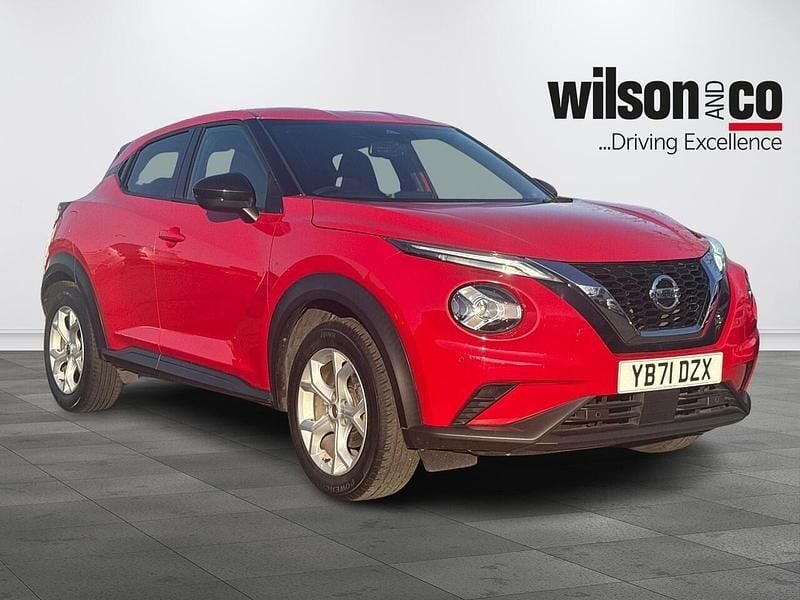 Used Nissan Juke N-Connecta 114 HP (83 kW) 2021 Red SUV