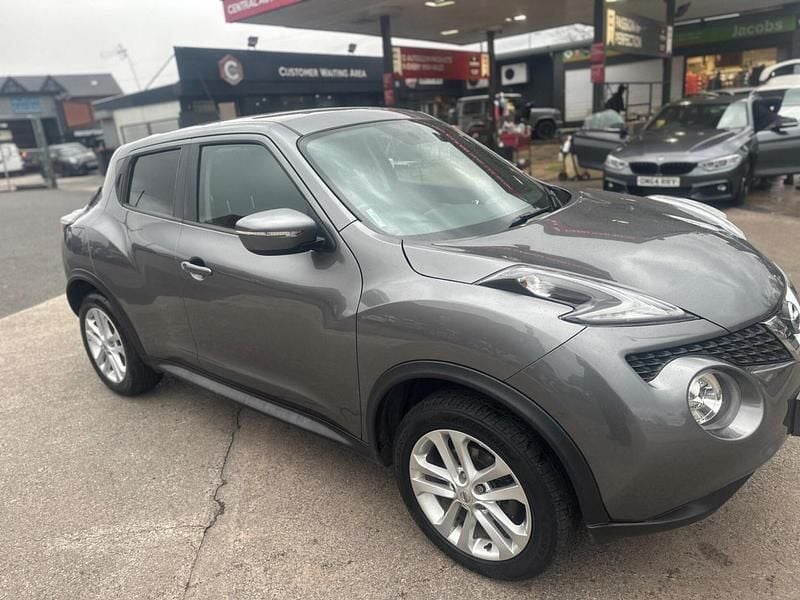 Usado Nissan Juke Acenta 110 HP (80 kW) 2017 Cinzento SUV