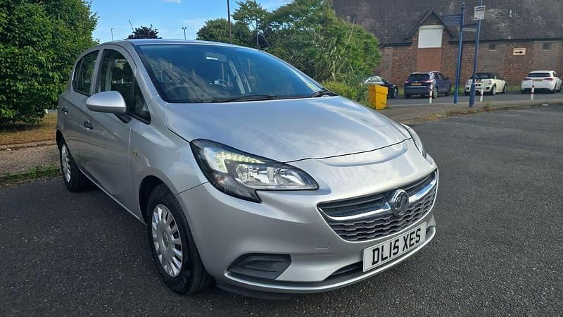 Silver Used 2015 Vauxhall Corsa Hatchback | £2,899 (Fair price) - Image 1/4