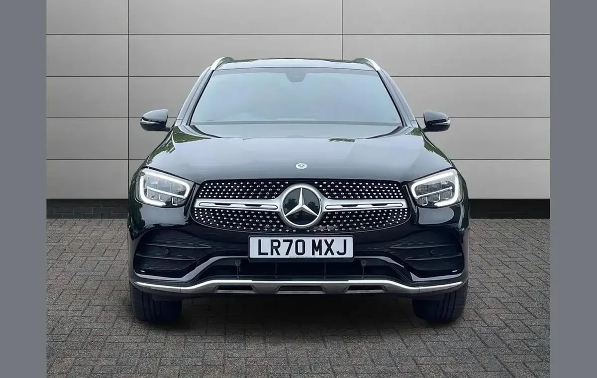 Used Mercedes GLC300 AMG line 254 HP (186 kW) 2020 Black SUV