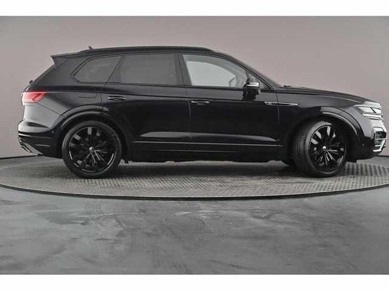 Used VW Touareg Black Edition 286 HP (210 kW) 2022 Black SUV