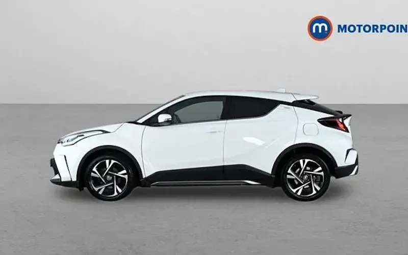 Used Toyota C-HR Design 198 HP (145 kW) 2023 White SUV