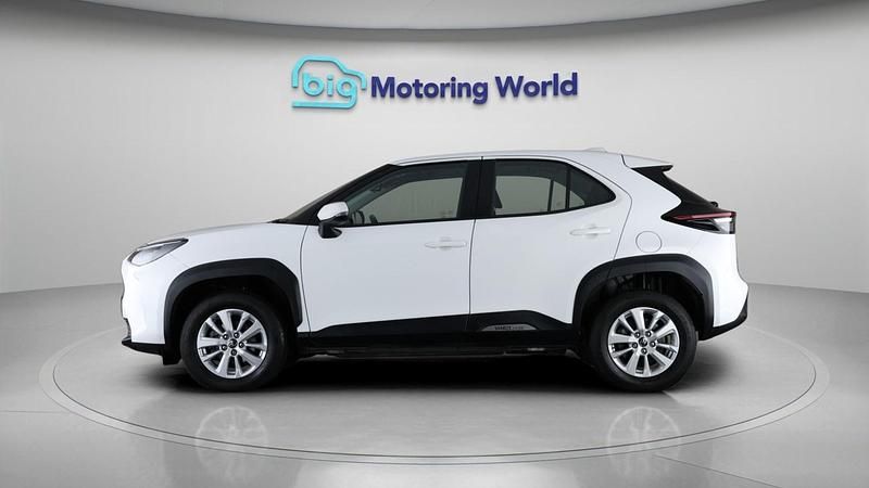 Used Toyota Yaris Cross 2023 White SUV