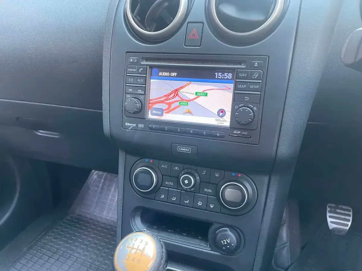 Used Nissan Qashqai +2 Tekna 110 HP (80 kW) 2012 Black SUV