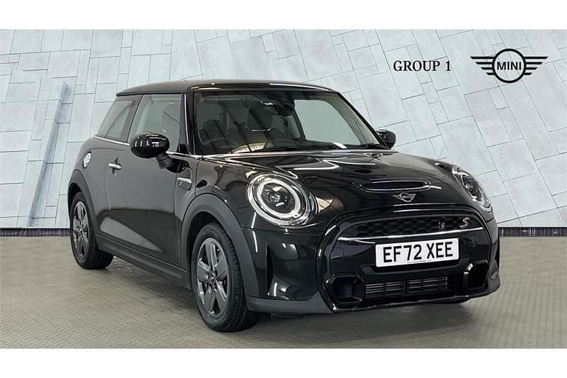 Used Mini Cooper S Classic 192 HP (141 kW) 2023 Black Hatchback