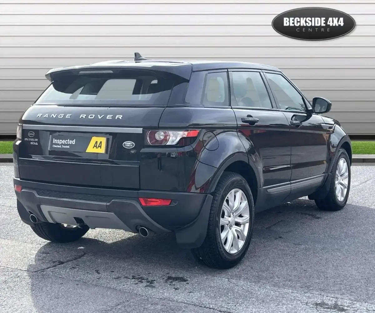 Used Land Rover Range Rover evoque Pure 190 HP (139 kW) 2014 Black SUV