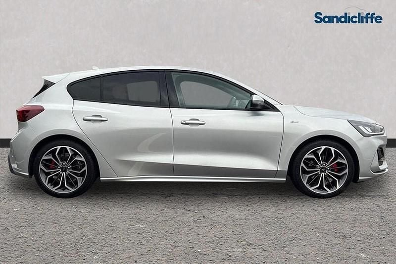 Ny Ford Focus ST-Line X 155 HK (114 kW) 2025 Halvkombi