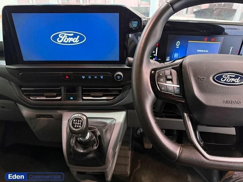 Używany Ford Transit Custom Limited 136 KM (100 kW) 2024 Srebrny Van