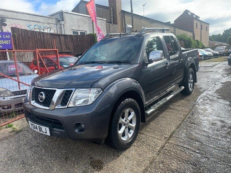 Grey Used 2014 Nissan Navara Tekna Pickup | £5,995 (Fair price) - Image 1/4