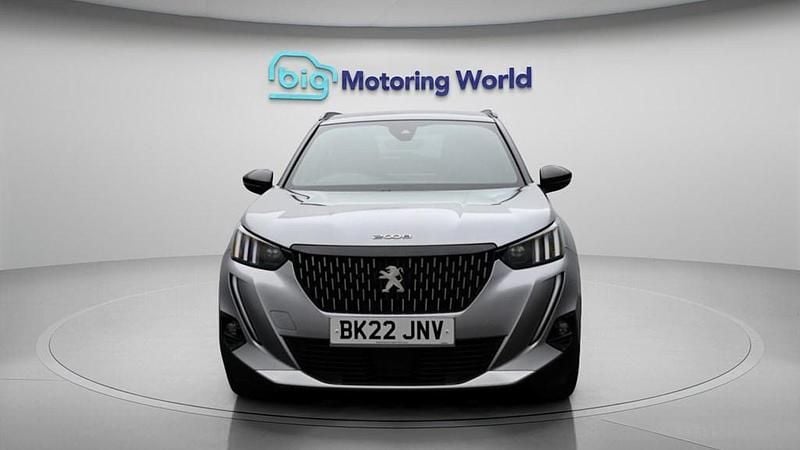 Used Peugeot 2008 GT 130 HP (95 kW) 2022 Grey SUV