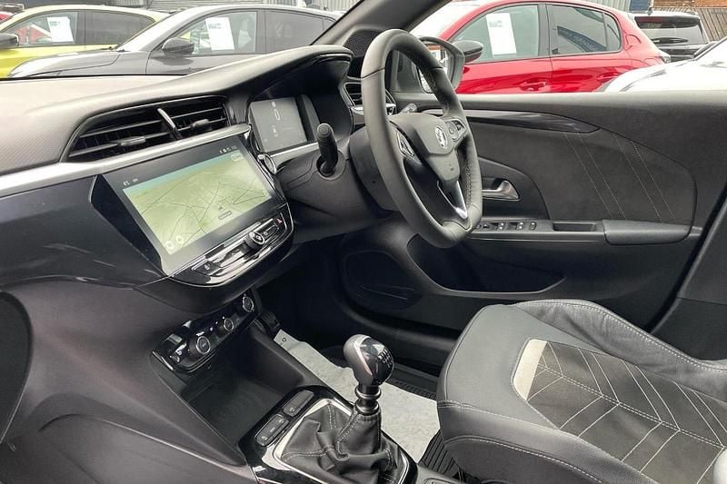 Used Vauxhall Corsa Ultimate 100 HP (73 kW) 2025 White Hatchback