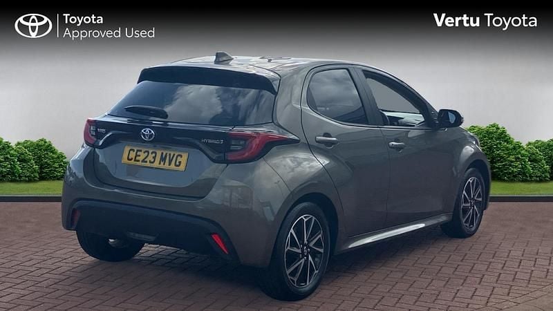 Used Toyota Yaris Hybrid Design 116 HP (85 kW) 2023 Other Hatchback