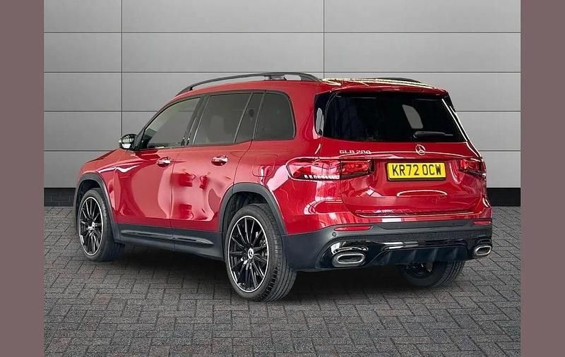 Used Mercedes GLB200 AMG Line Premium Plus 163 HP (119 kW) 2023 Red SUV