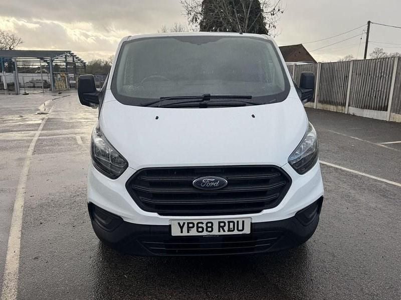 Used Ford Transit Custom 105 HP (77 kW) 2018 White Van