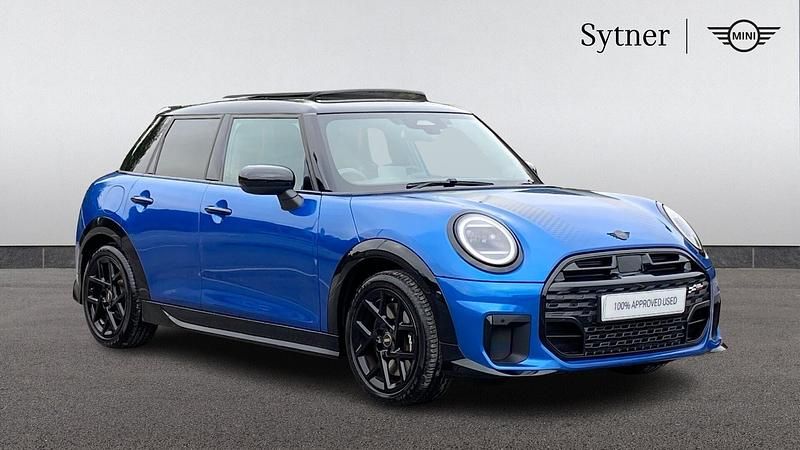 Blue Used 2024 Mini Cooper S Hatch Hatchback | £29,250 (Expensive) - Image 1/4