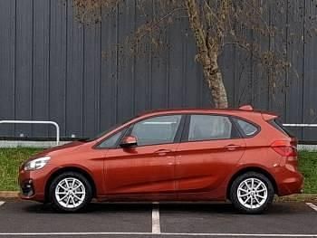Used BMW 218 Comfort Edition 140 HP (102 kW) 2019 Orange Hatchback