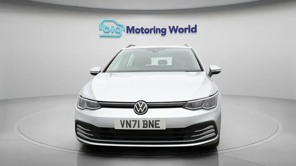 Used VW Golf VIII S 150 HP (110 kW) 2021 Silver Estate
