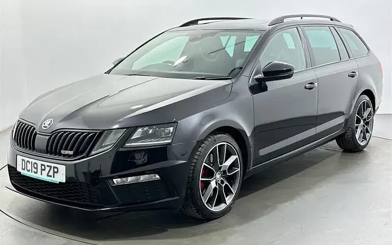 Used Skoda Octavia vRS 184 HP (135 kW) 2019 Black Estate