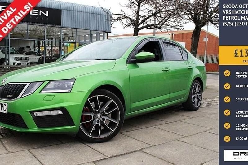 Used Skoda Octavia vRS 230 HP (169 kW) 2018 Green Hatchback