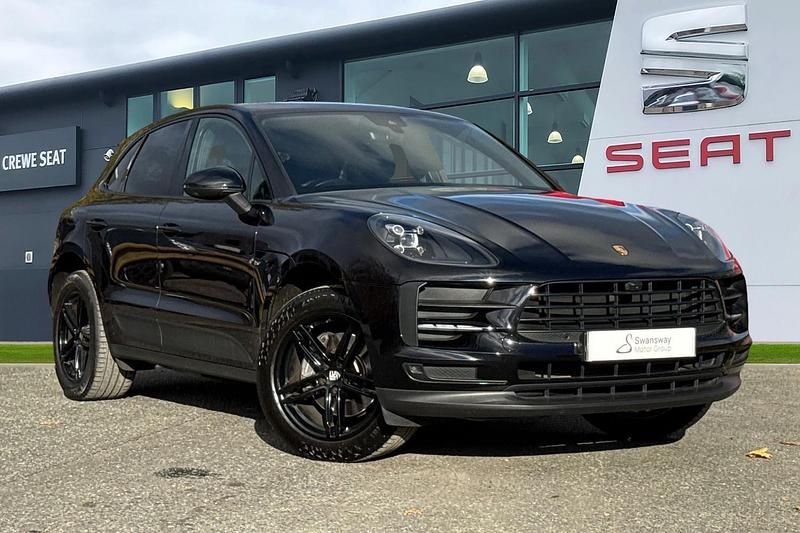 Black Used 2020 Porsche Macan SUV | £36,990 (Super price) - Image 1/4