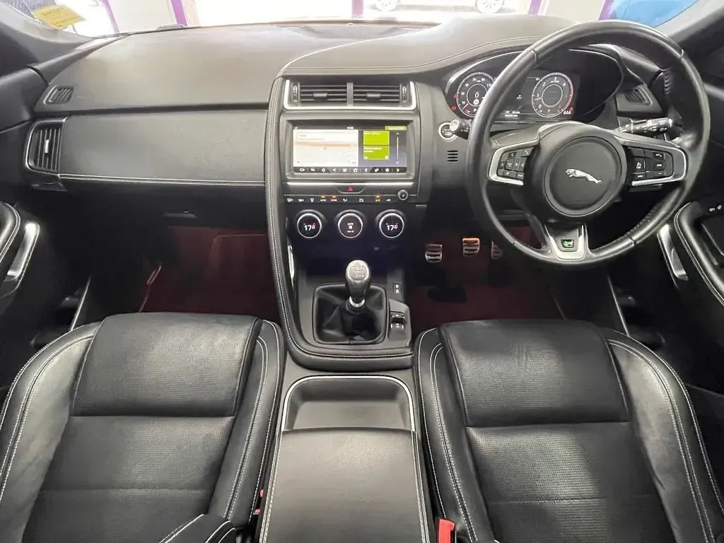 Used Jaguar E-Pace R-Dynamic 150 HP (110 kW) 2019 Grey SUV