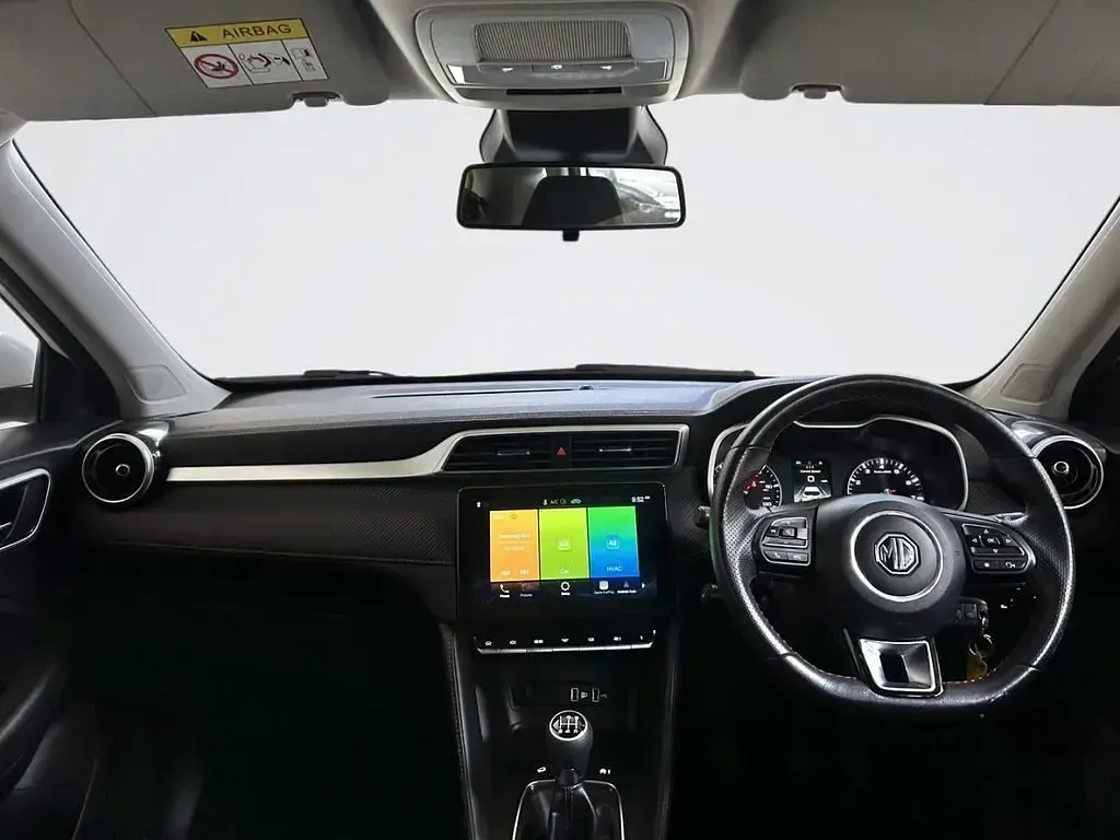 Używany MG ZS Excite 106 KM (77 kW) 2023 Biały SUV