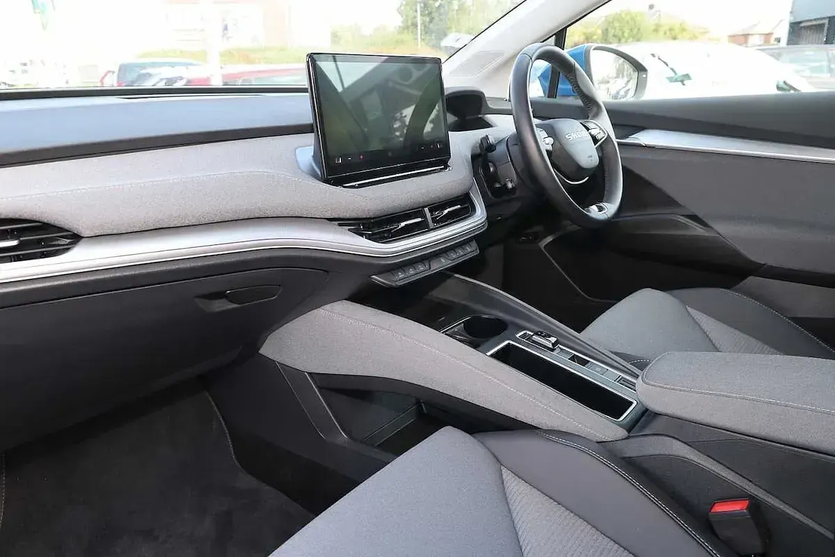 Used Skoda Enyaq iV 210 kW (286 HP) 2025 Race blue metallic SUV