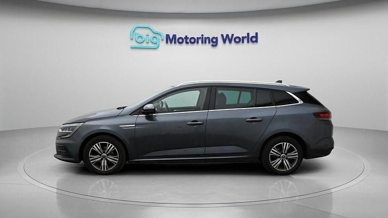 Used Renault Mégane GrandTour Iconic 115 HP (84 kW) 2022 Grey Estate