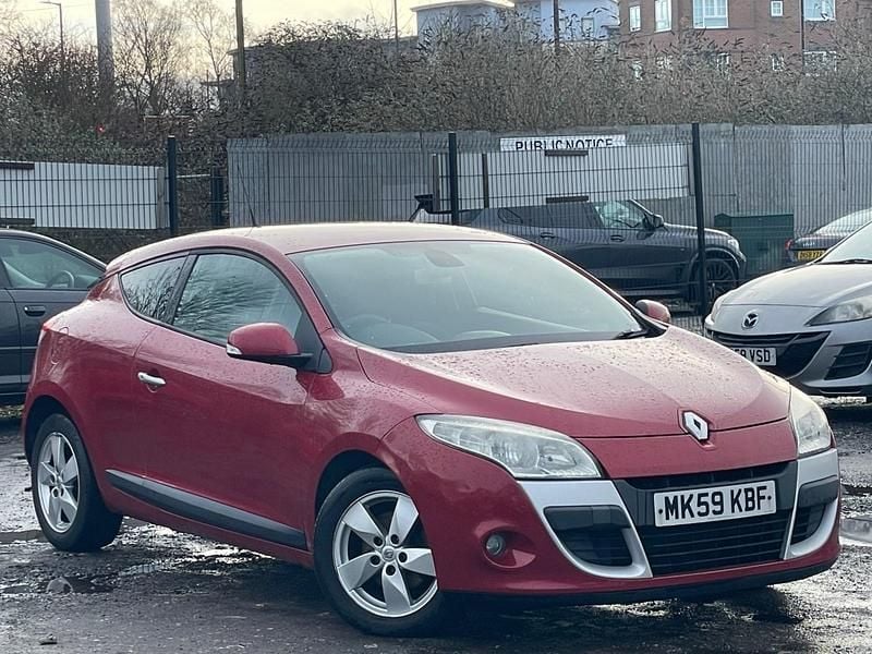 Used Renault Mégane Coupé Dynamique 2009 Red Coupe
