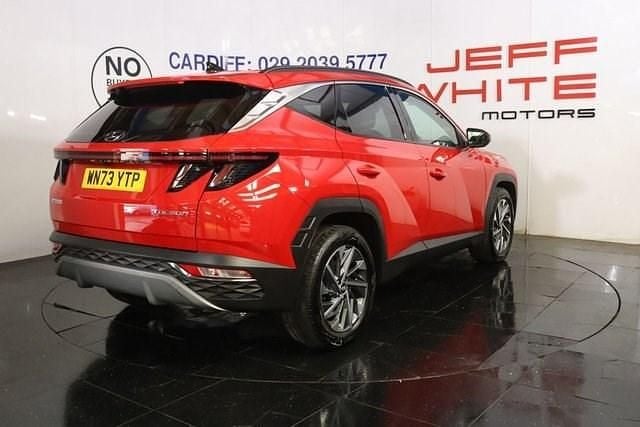 Used Hyundai Tucson Premium 150 HP (110 kW) 2023 Red SUV