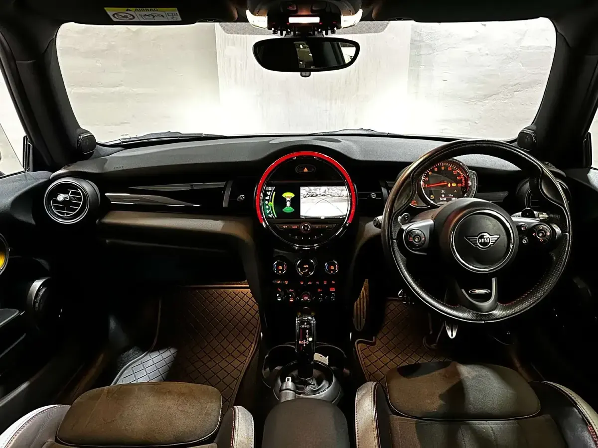 Used Mini John Cooper Works Hatch 231 HP (169 kW) 2020 Black Hatchback