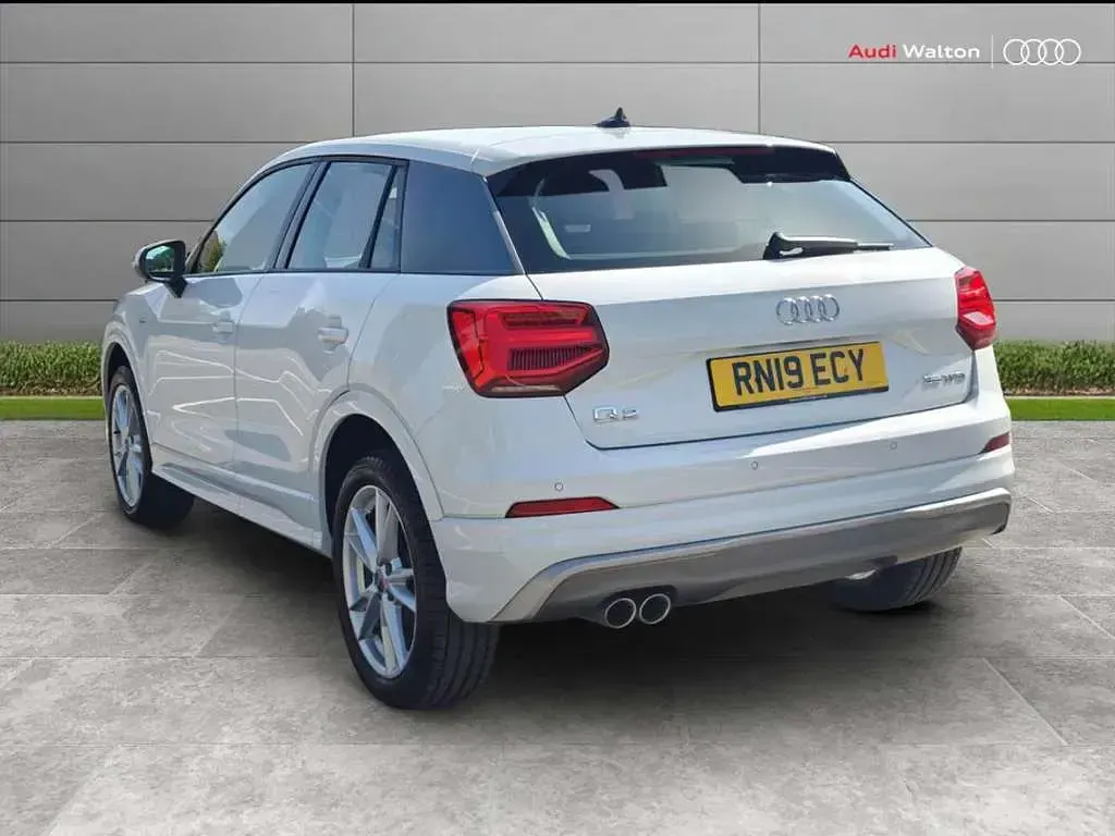 Used Audi Q2 S-Line 147 HP (108 kW) 2019 White SUV