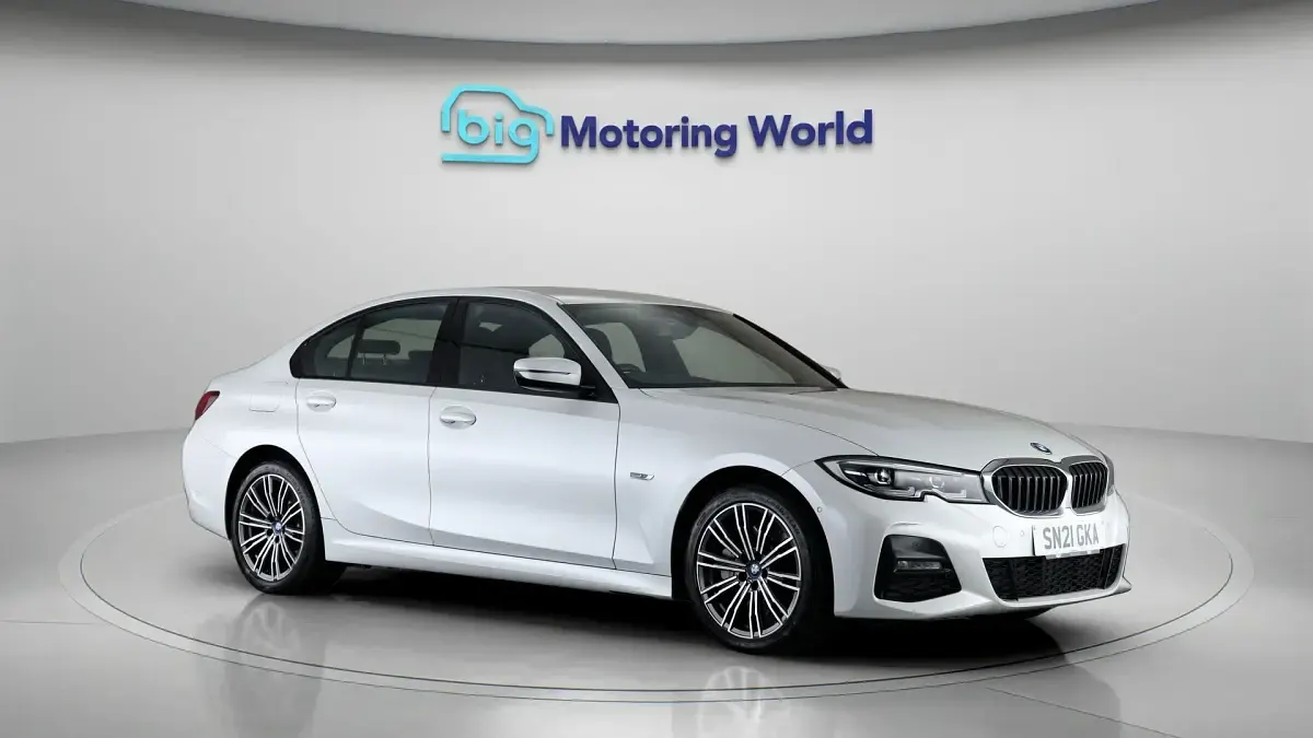 Used BMW 330e M Sport 292 HP (214 kW) 2021 Sedan
