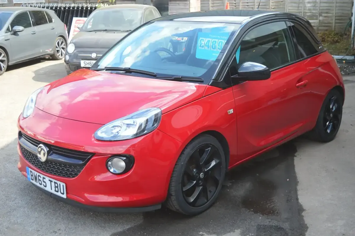 Used Vauxhall Adam S 70 HP (51 kW) 2016 Red Hatchback