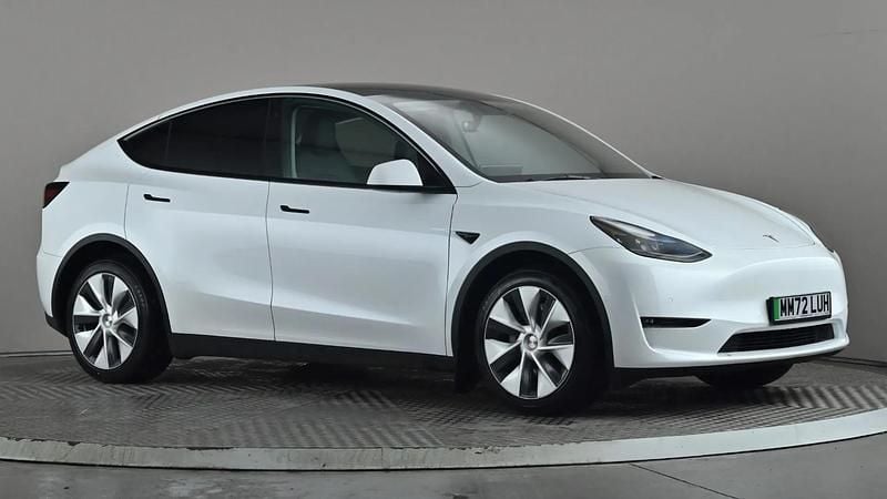White Used 2022 Tesla Model Y Long Range AWD SUV | £25,598 (Fair price) - Image 1/3