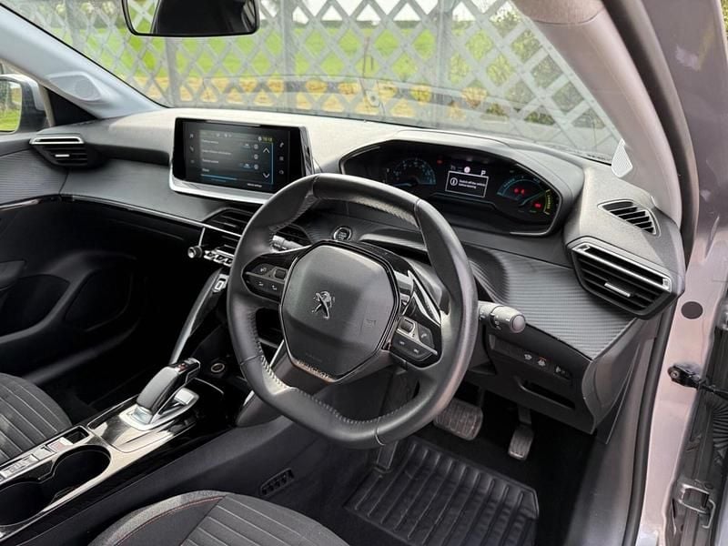 Used Peugeot e-208 Active Premium 100 kW (136 HP) 2021 Grey Hatchback